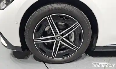 Mercedes-Benz EQE 2024 0.3 Автомат в Москве № 176794, миниатюра 7