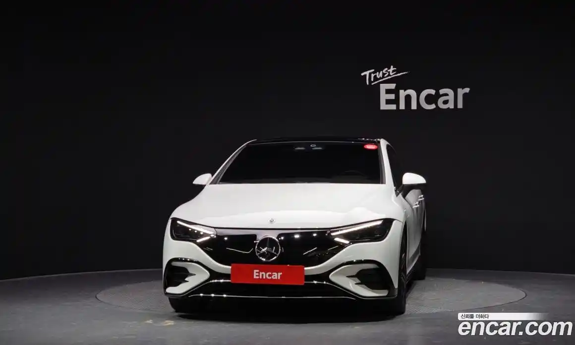 Mercedes-Benz EQE 2024 0.3 Автомат в Москве № 176794, фото 9