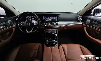 Mercedes-Benz E-Class 2019 2.0 Автомат в Москве № 178894, миниатюра 11