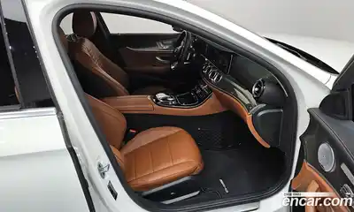 Mercedes-Benz E-Class 2019 2.0 Автомат в Москве № 178894, миниатюра 12