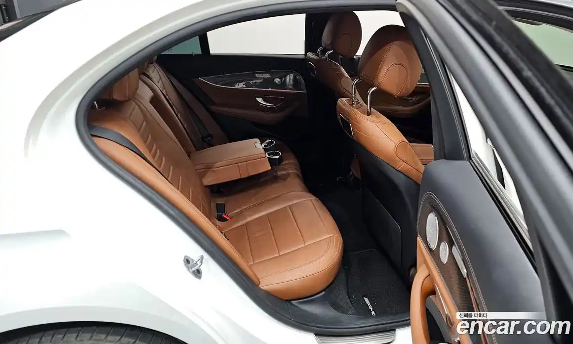 Mercedes-Benz E-Class 2019 2.0 Автомат в Москве № 178894, фото 9