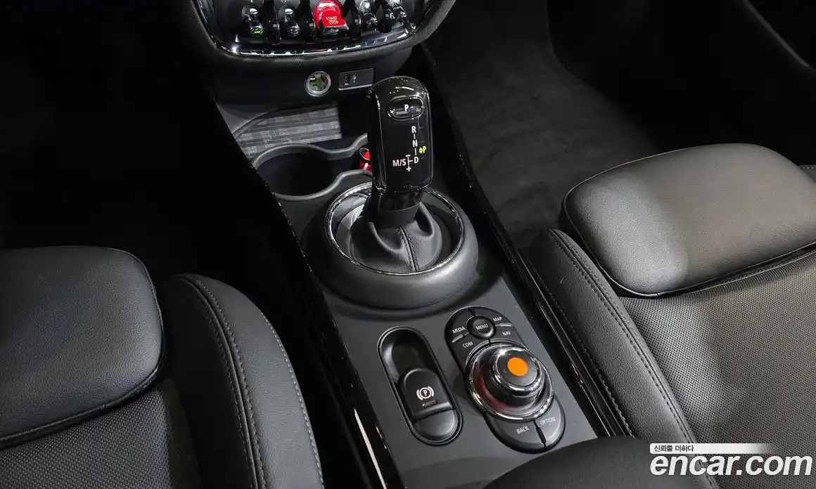 Mini Clubman 2021 1.5 Автомат в Москве № 180770, фото 19