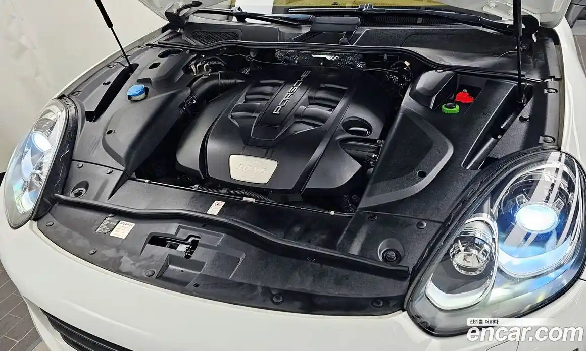 Porsche Cayenne 2015 3.0 Автомат в Москве № 182648, фото 15