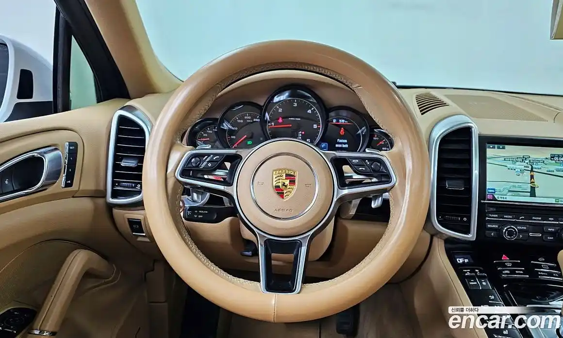 Porsche Cayenne 2015 3.0 Автомат в Москве № 182648, фото 17