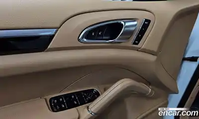 Porsche Cayenne 2015 3.0 Автомат в Москве № 182648, миниатюра 7