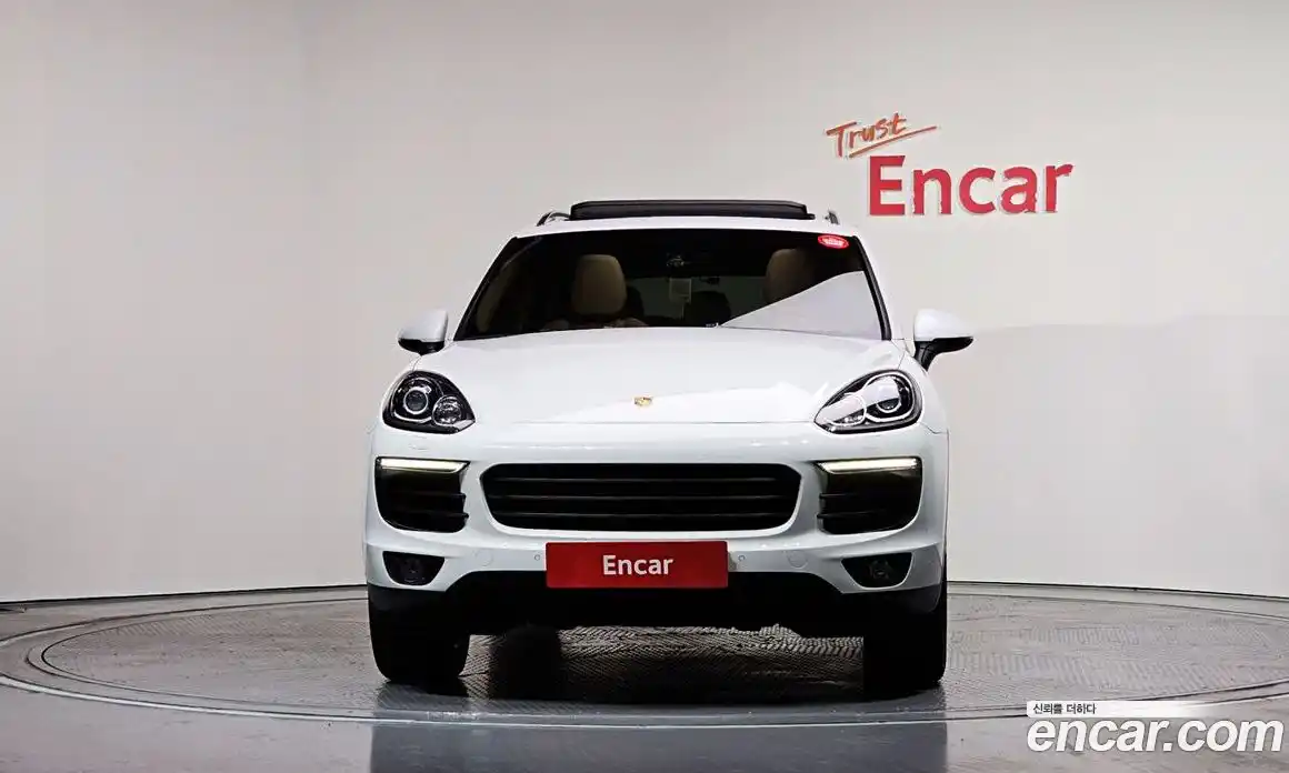 Porsche Cayenne 2015 3.0 Автомат в Москве № 182648, фото 10