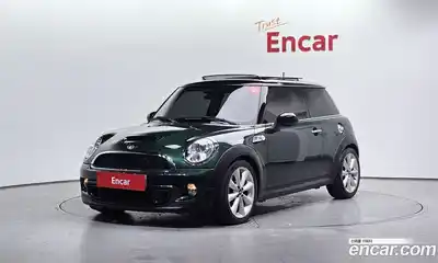 Mini Cooper 2013 1.6 Автомат в Москве № 186292, миниатюра 2