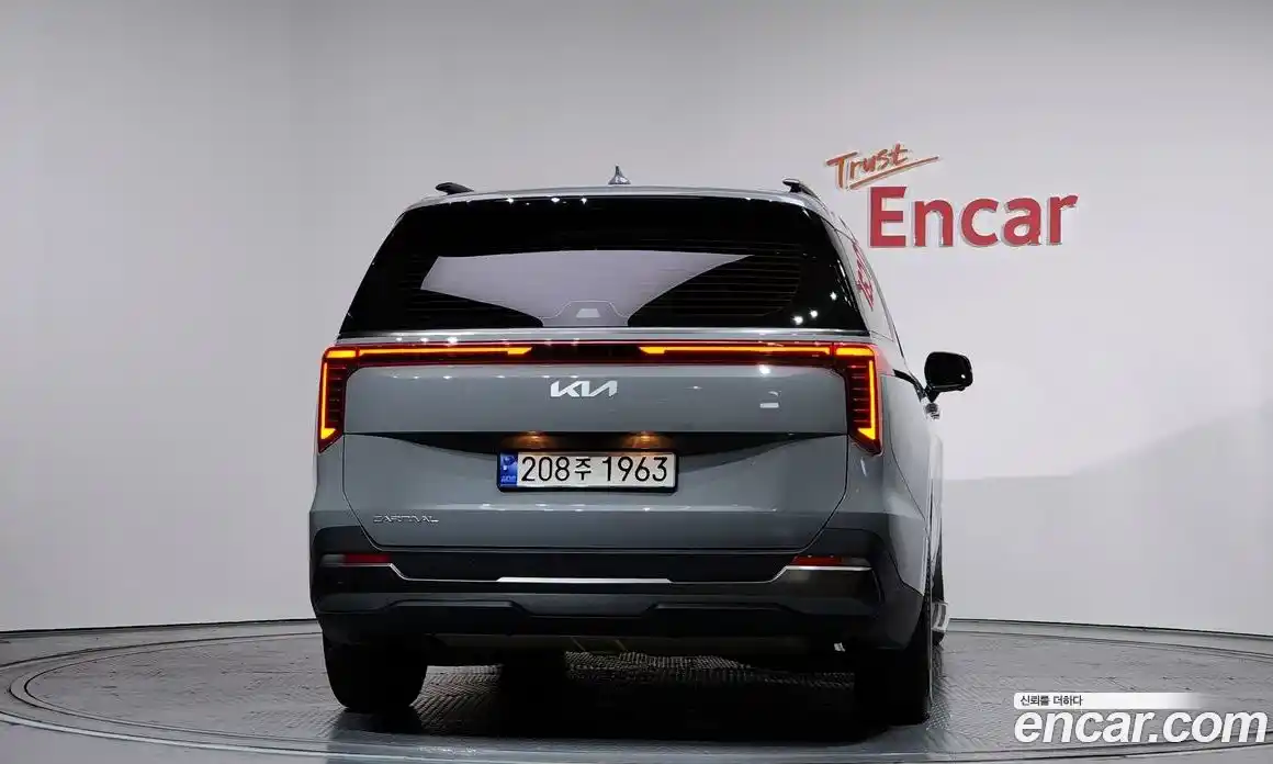 Kia Canival 2024 2.2 Автомат в Москве № 19105, фото 14