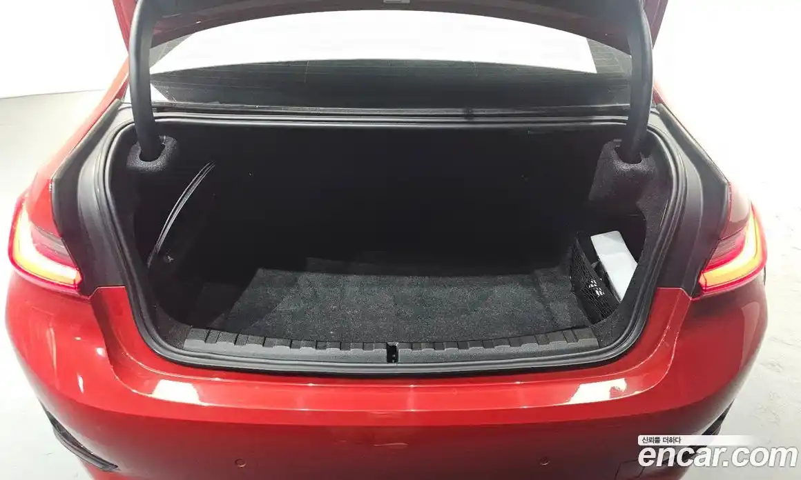 BMW 3-Series 2019 2.0 Автомат в Москве № 193212, фото 9