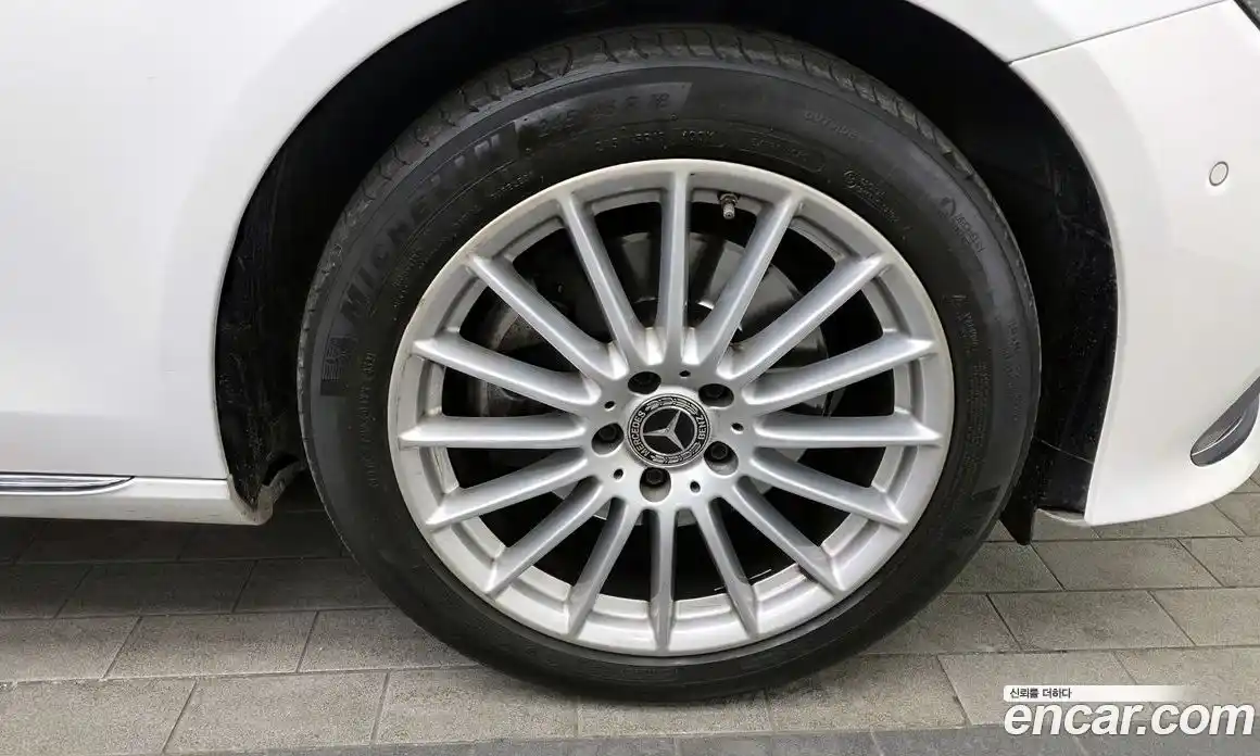 Mercedes-Benz E-Class 2021 2.0 Автомат в Москве № 193535, фото 19