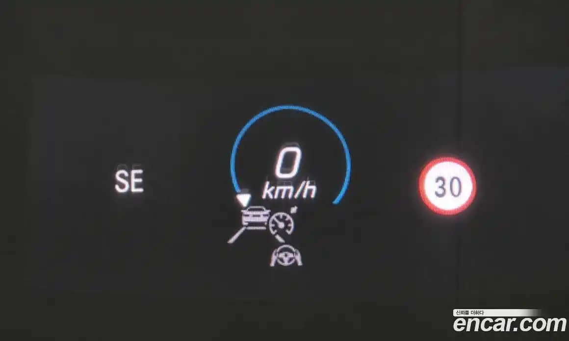 Mercedes-Benz E-Class 2021 2.0 Автомат в Москве № 193535, фото 20