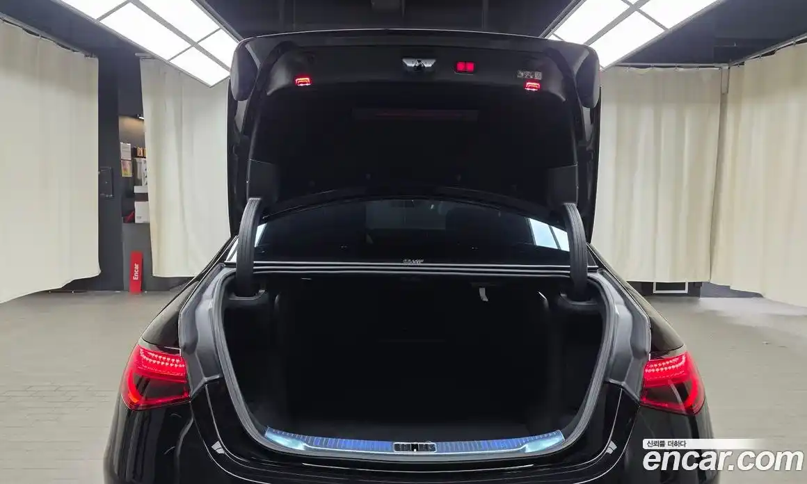 Mercedes-Benz S-Class 2023 3.0 Автомат в Москве № 193989, фото 9