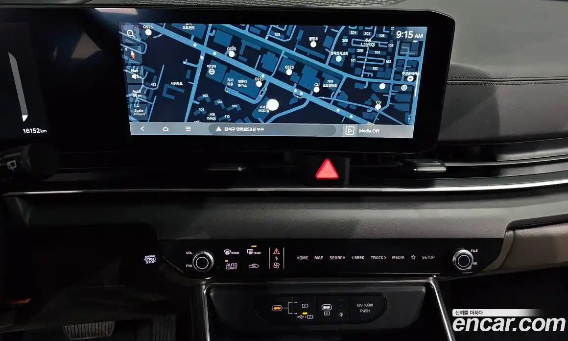 Kia Canival 2024 3.5 Автомат в Москве № 19405, фото 15