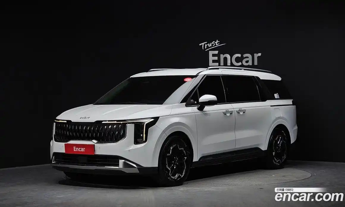 Kia Canival 2024 3.5 Автомат в Москве № 19405, фото 9