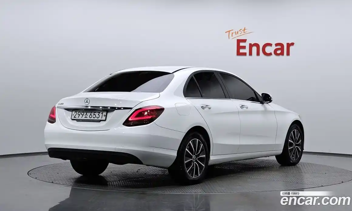 Mercedes-Benz C-Class 2019 2.0 Автомат в Москве № 194104, фото 15