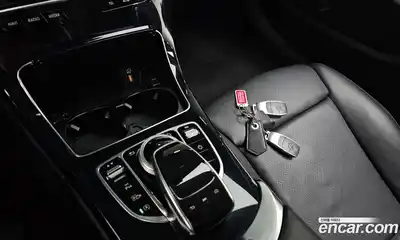 Mercedes-Benz C-Class 2019 2.0 Автомат в Москве № 194104, миниатюра 2