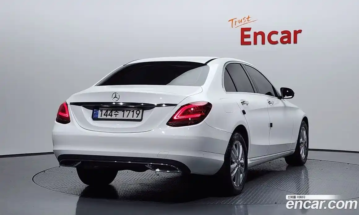 Mercedes-Benz C-Class 2020 2.0 Автомат в Москве № 194304, фото 19