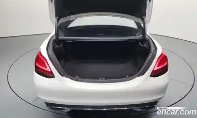 Mercedes-Benz C-Class 2020 2.0 Автомат в Москве № 194304, миниатюра 2