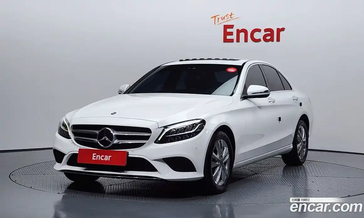 Mercedes-Benz C-Class 2020 2.0 Автомат в Москве № 194304, фото 4