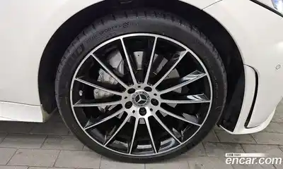 Mercedes-Benz CLS-Class 2021 3.0 Автомат в Москве № 194468, миниатюра 2