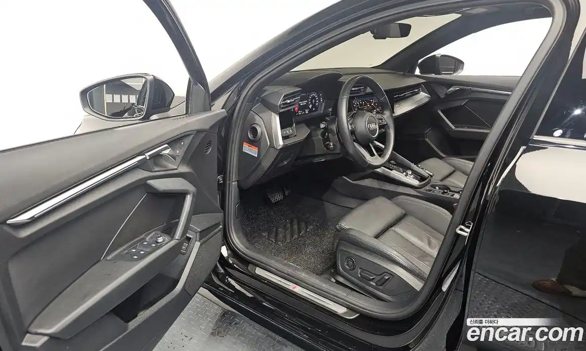 Audi A3 2023 2.0 Автомат в Москве № 196028, фото 20