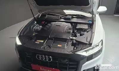 Audi Q8 2020 3.0 Автомат в Москве № 196315, миниатюра 9