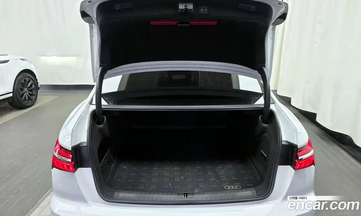 Audi A6 2021 2.0 Автомат в Москве № 196702, фото 4