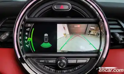 Mini Cooper Convertible 2020 2.0 Автомат в Москве № 198484, миниатюра 6