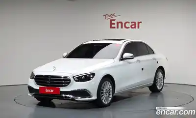 Mercedes-Benz E-Class 2023 2.0 Автомат в Москве № 204850, миниатюра 9