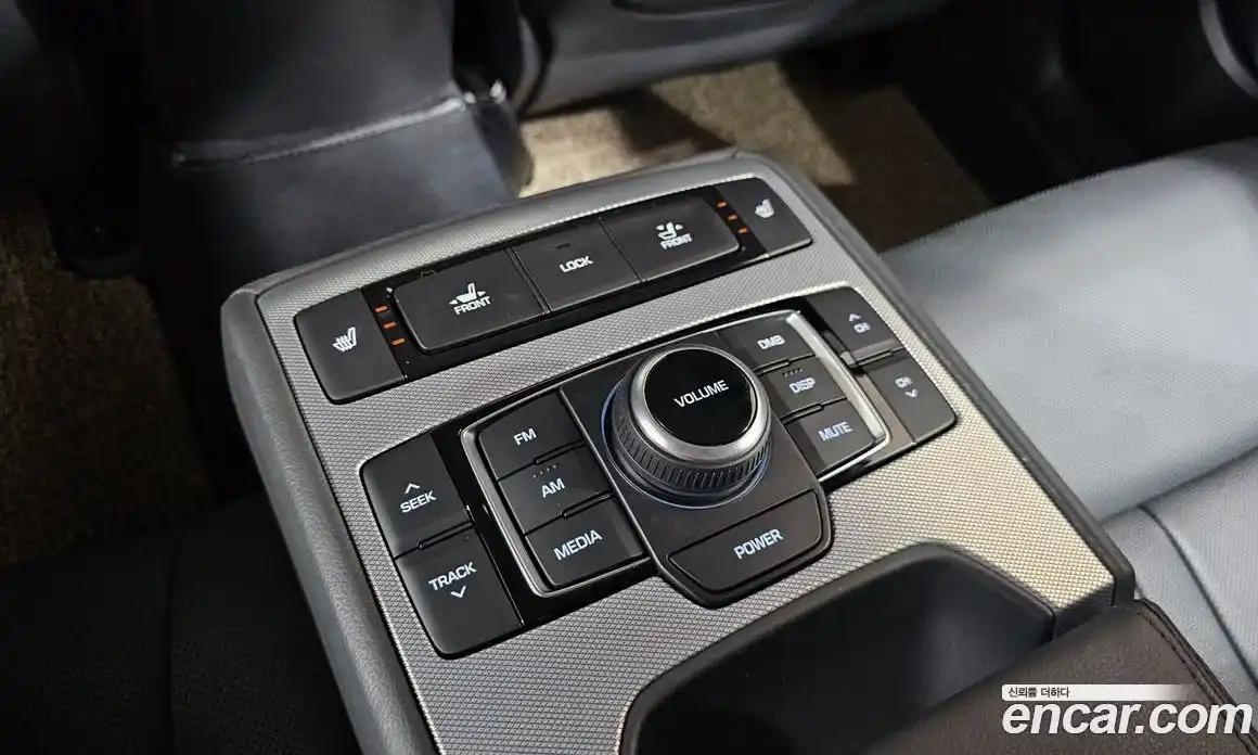 Genesis G80 2018 3.3 Автомат в Москве № 207433, фото 10