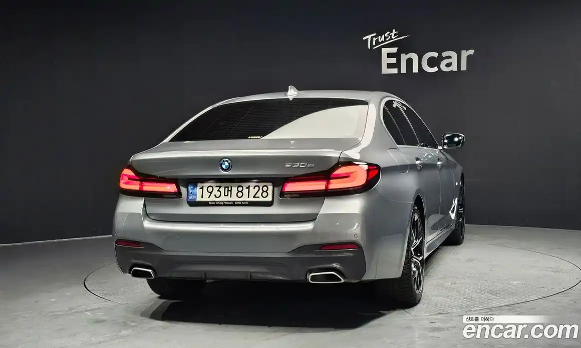 BMW 5-Series 2023 2.0 Автомат в Москве № 210823, фото 14