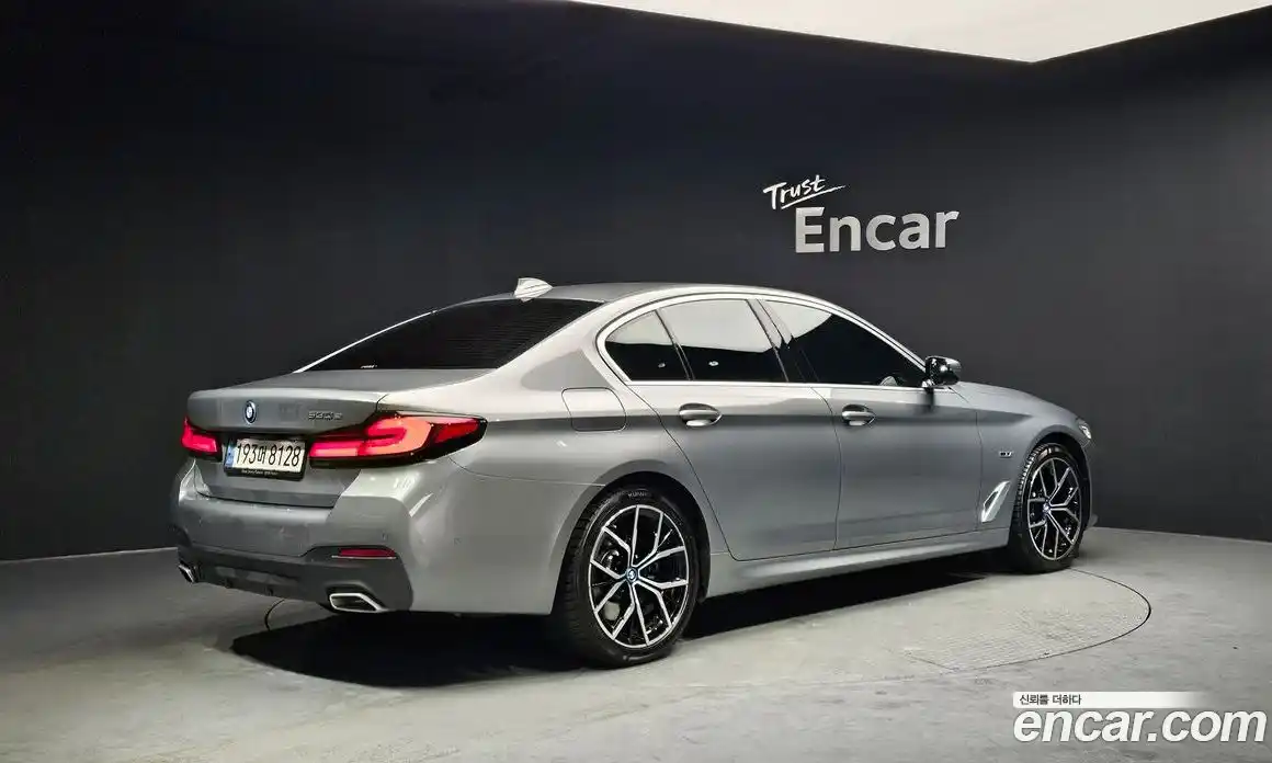 BMW 5-Series 2023 2.0 Автомат в Москве № 210823, фото 5