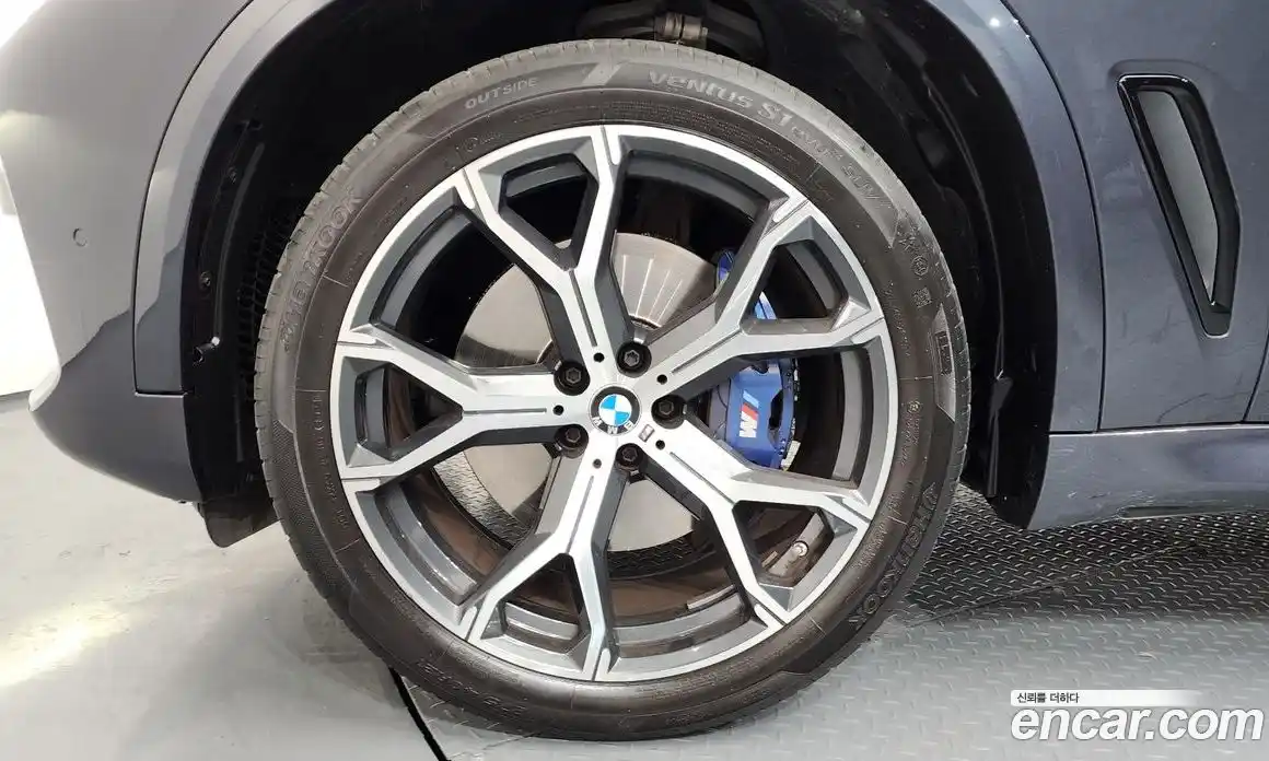 BMW X5 2022 3.0 Автомат в Москве № 210959, фото 3