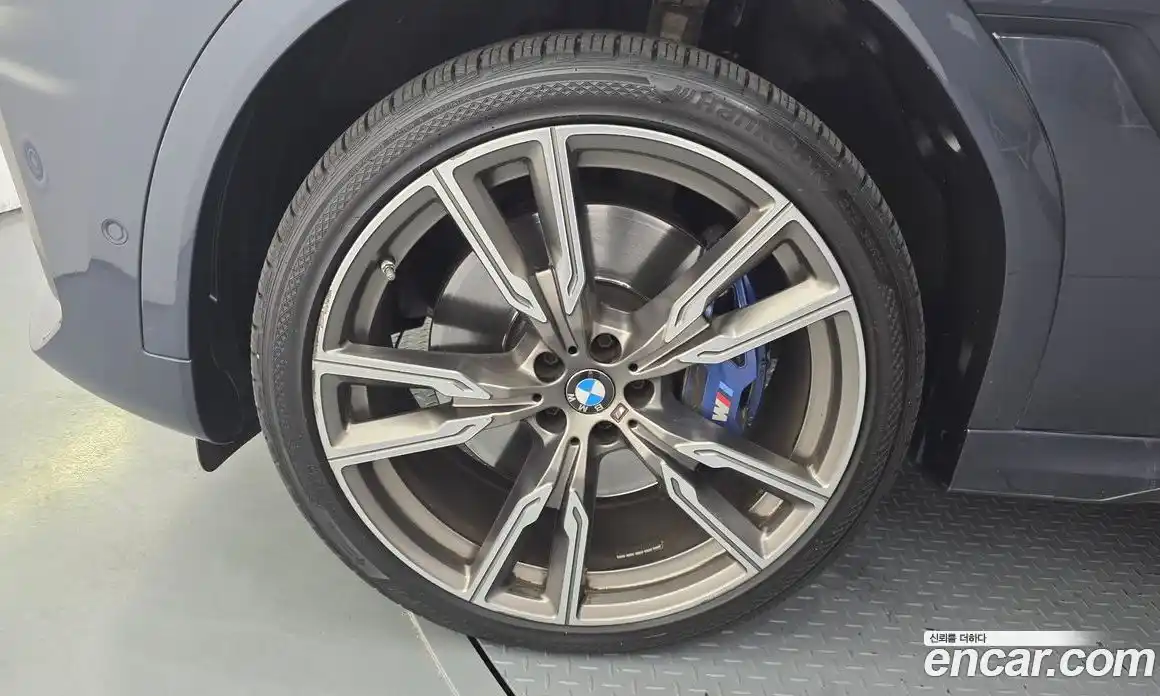 BMW X6 2021 4.4 Автомат в Москве № 211567, фото 17