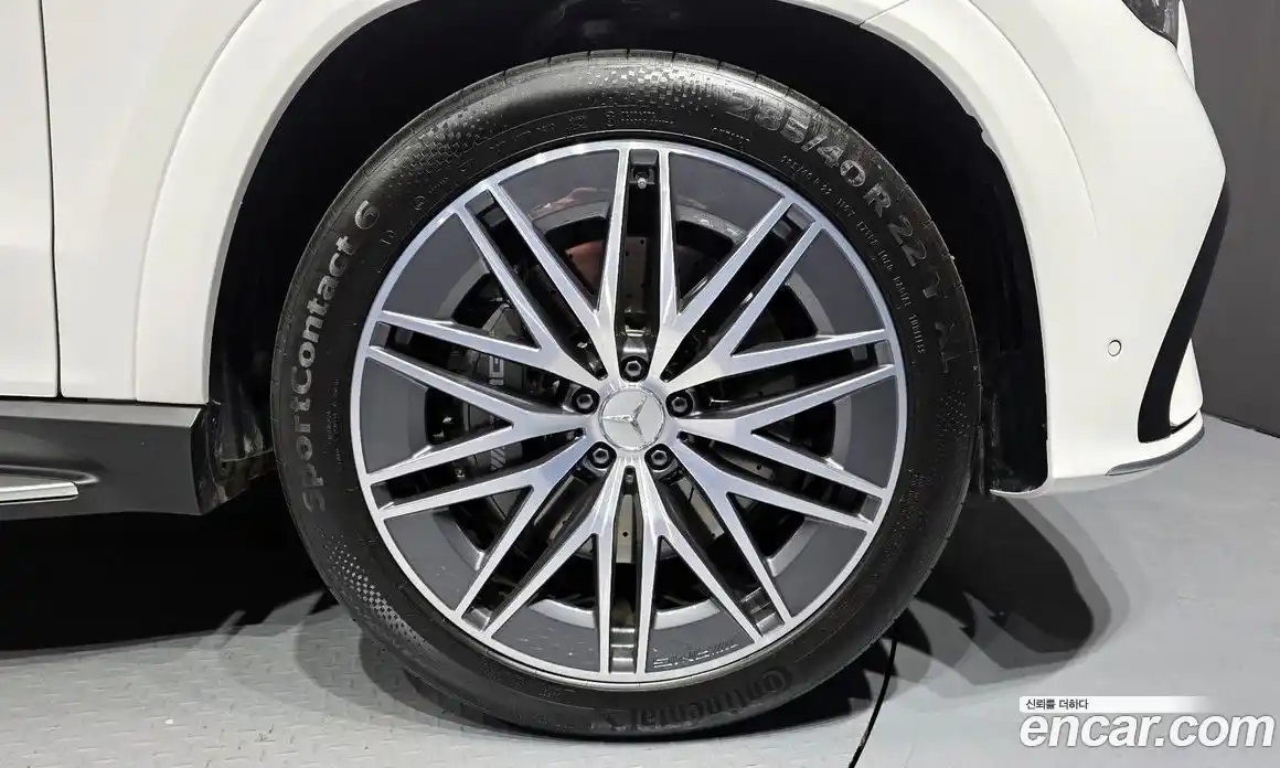 Mercedes-Benz GLE-Class 2025 3.0 Автомат в Москве № 211906, фото 18