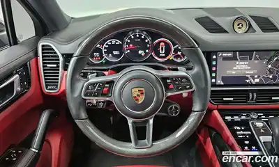 Porsche Cayenne 2022 3.0 Автомат в Москве № 213123, миниатюра 4
