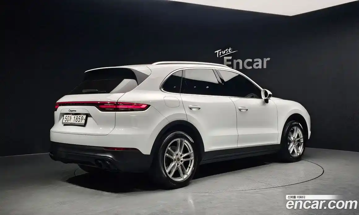 Porsche Cayenne 2019 3.0 Автомат в Москве № 213187, фото 4