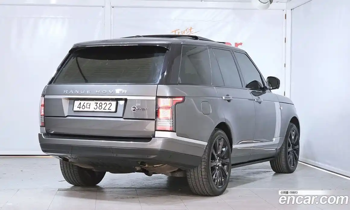 Land Rover Range-Rover 2014 3.0 Автомат в Москве № 213767, фото 12