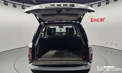 Land Rover Range-Rover 2018 4.4 Автомат в Москве № 213818, миниатюра 4