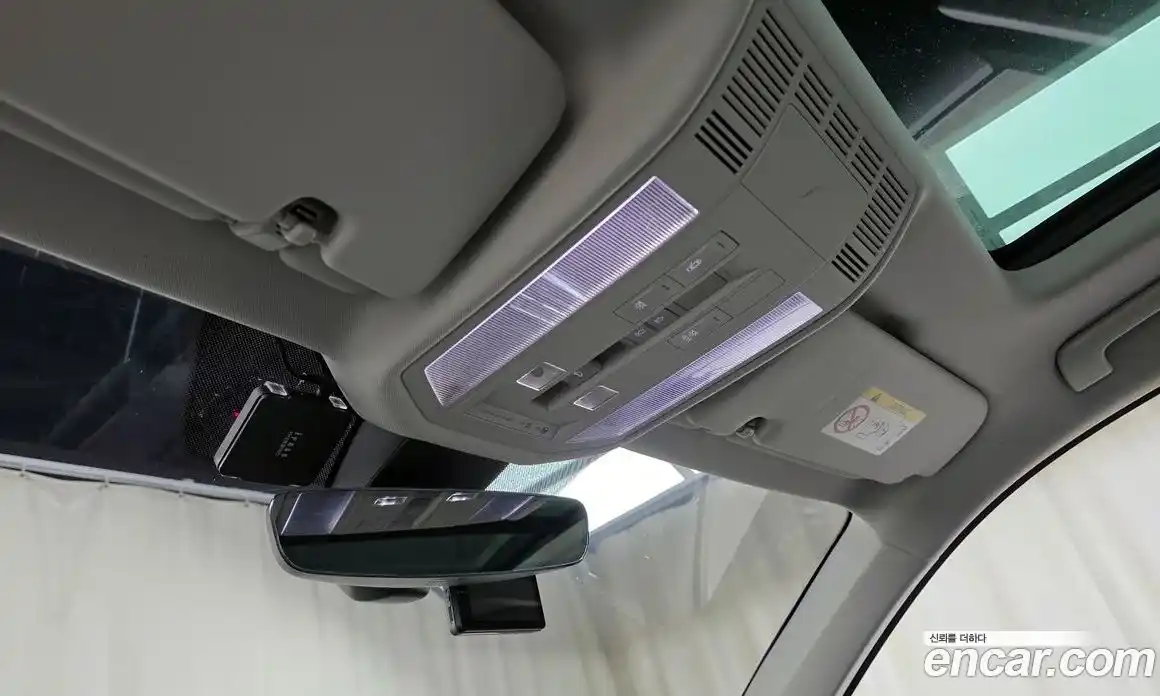 Volkswagen Touareg 2022 3.0 Автомат в Москве № 215237, фото 11