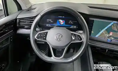 Volkswagen Touareg 2022 3.0 Автомат в Москве № 215237, миниатюра 2