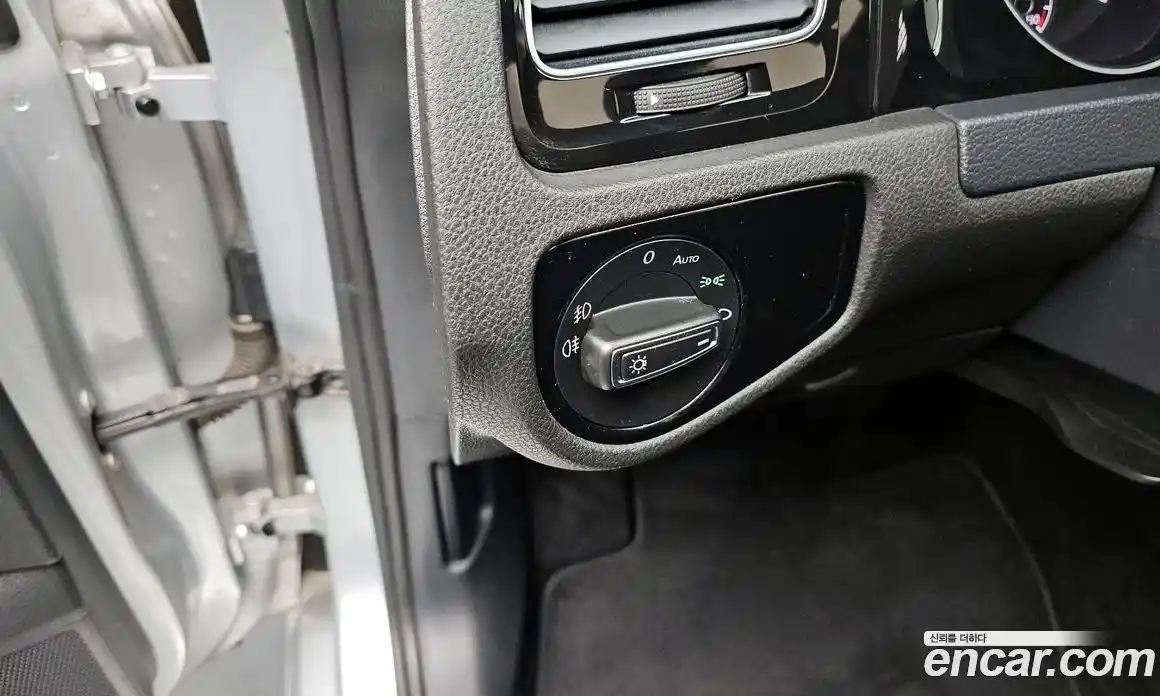 Volkswagen Golf 2014 2.0 Автомат в Москве № 215299, фото 4