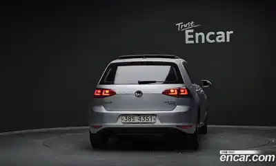 Volkswagen Golf 2014 2.0 Автомат в Москве № 215299, миниатюра 8
