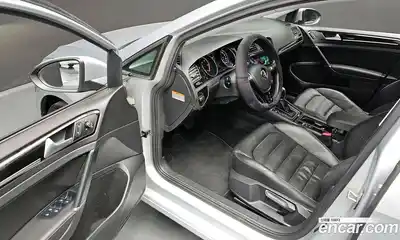 Volkswagen Golf 2014 2.0 Автомат в Москве № 215299, миниатюра 9