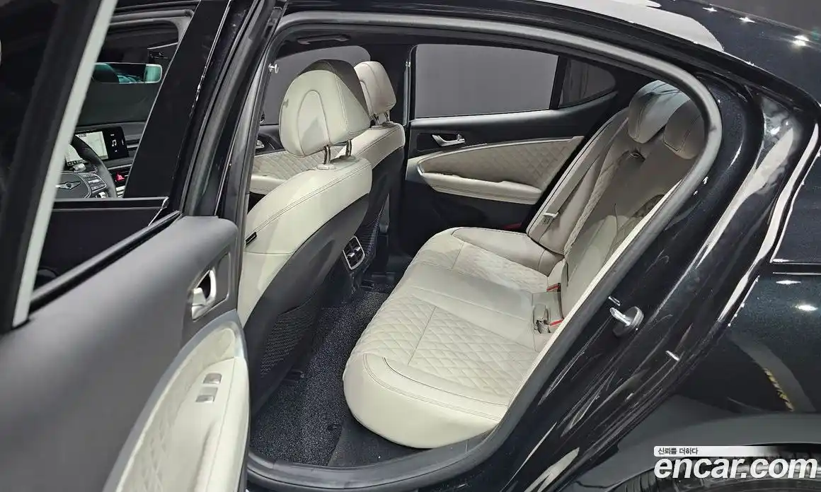 Genesis G70 2024 2.5 Автомат в Москве № 22751, фото 13