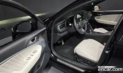 Genesis G70 2024 2.5 Автомат в Москве № 22751, миниатюра 5
