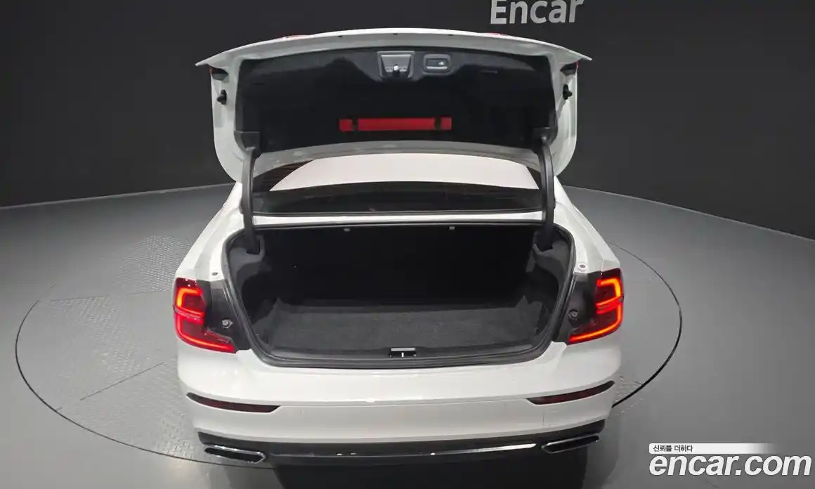 Volvo S60 2021 2.0 Автомат в Москве № 230484, фото 8