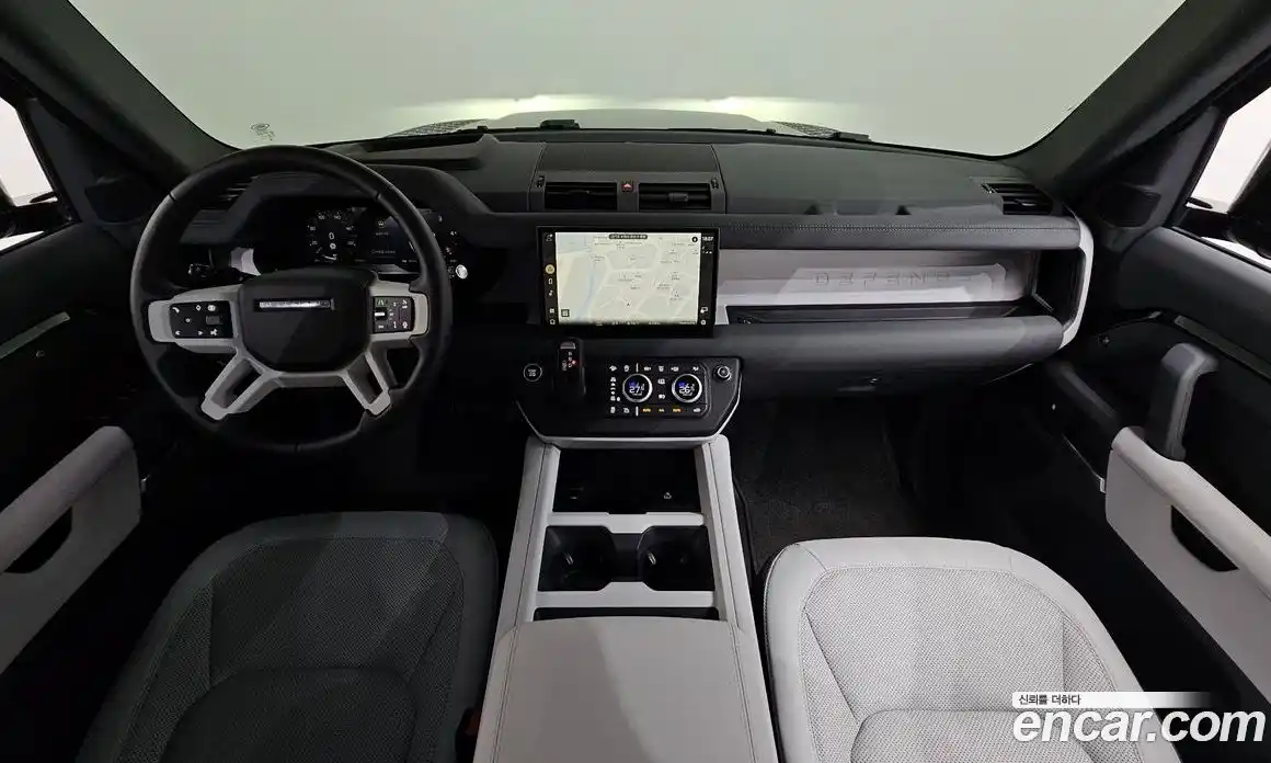 Land Rover Defender 2025 3.0 Автомат в Москве № 231123, фото 16