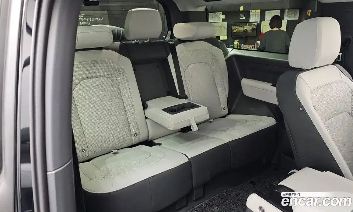 Land Rover Defender 2025 3.0 Автомат в Москве № 231123, фото 8