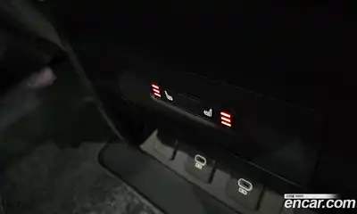 Land Rover Defender 2025 3.0 Автомат в Москве № 231123, миниатюра 10